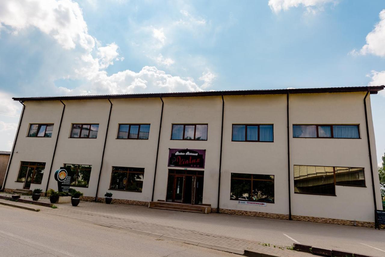 Pensiunea Vialux Bacau Luaran gambar